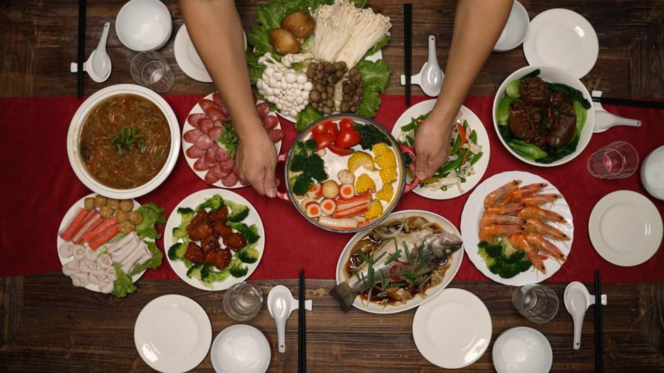 Mega Guide: 10 Best CNY 2022 Menus, Feasts and Takeaways for Reunion Lunch and Dinner in Singapore
