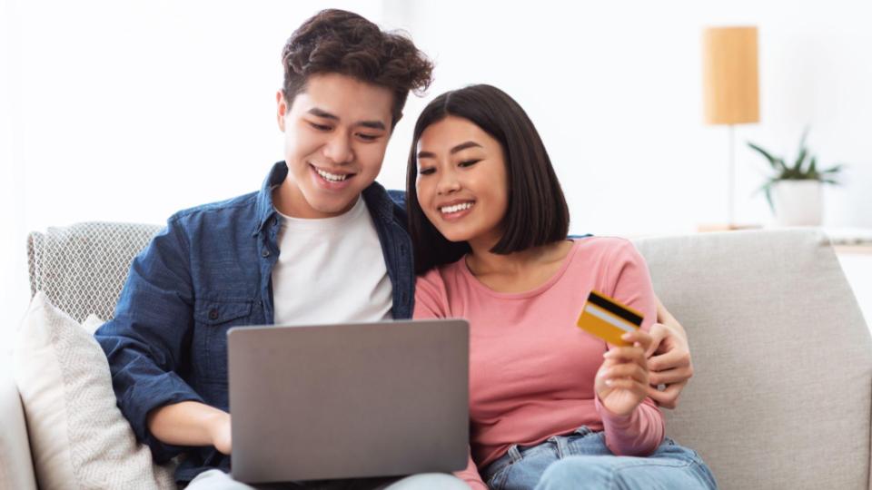 Should You and Your S.O. Get A Couple’s Credit Card?