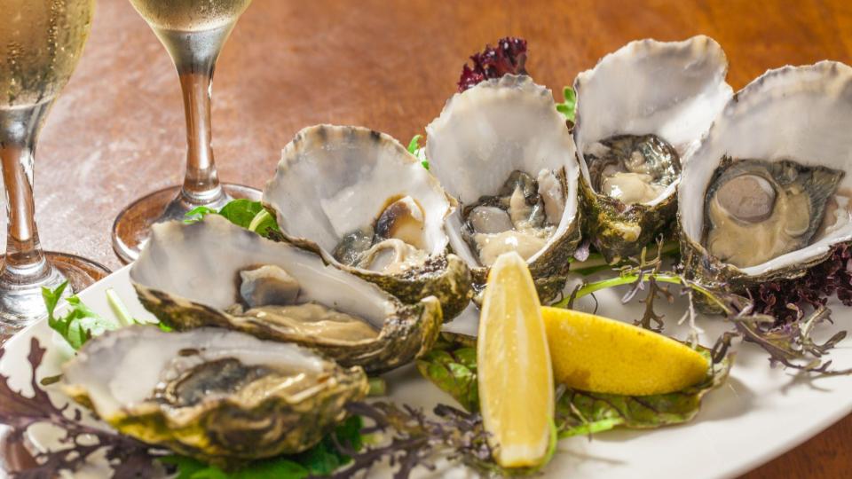 Where To Go For Fresh Oysters: Bars To Hit & Budget Deets