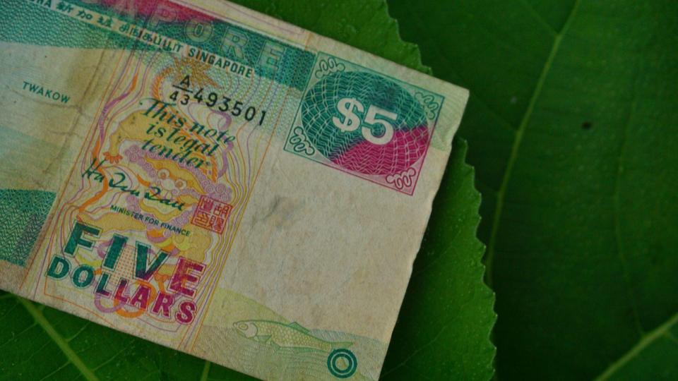 A Guide To Old Singapore Notes: How Much Are They Worth?