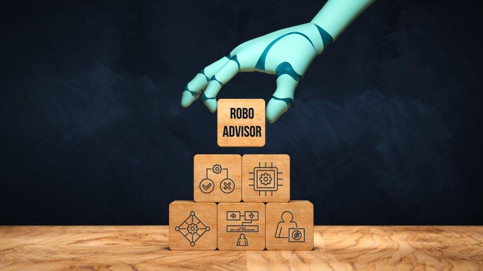 Are Robo Advisors Worth It? Here’s How To Decide