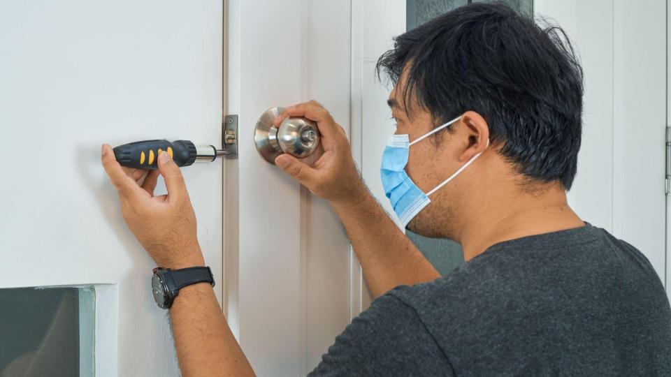 Cheap & Reliable Locksmith Services In Singapore (2022)